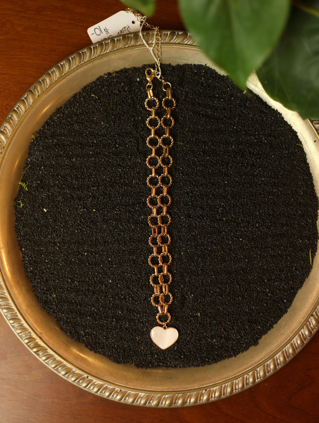 Pearlescent Heart Choker Necklace