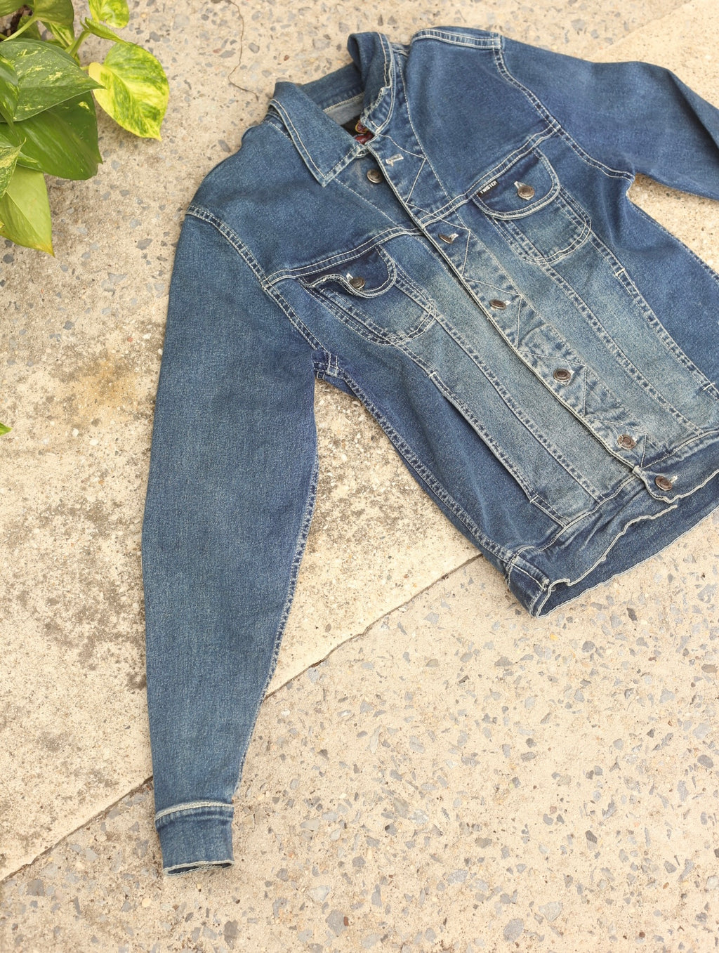 Twister women's denim jacket