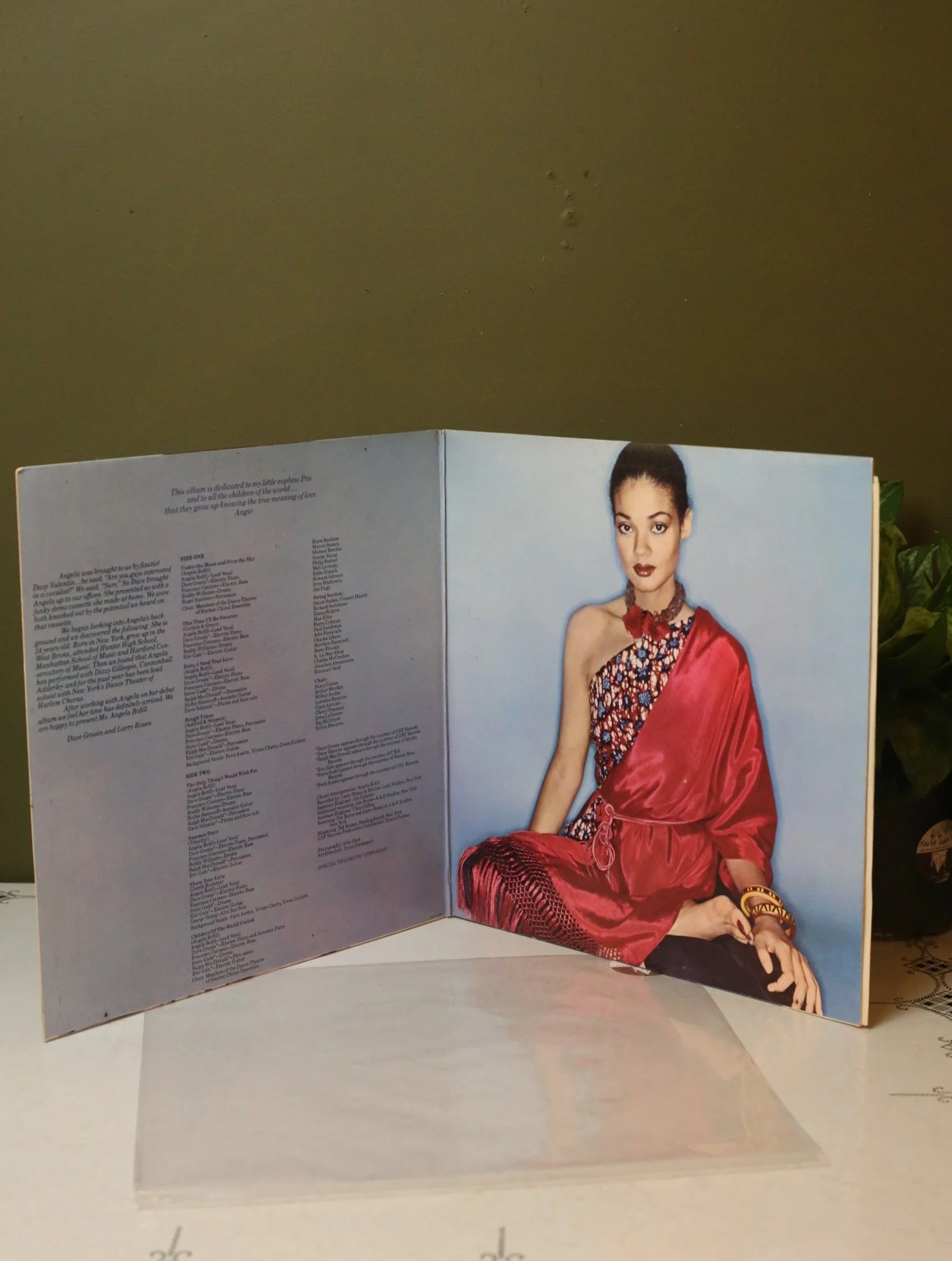 Angela Bofill – Angie