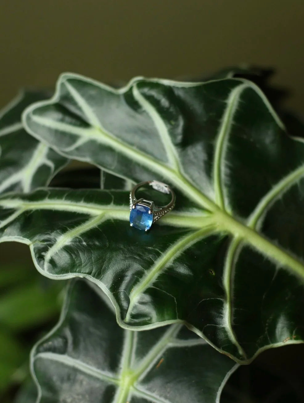 Blue Stone Silver Tone Ring - Size 6.5