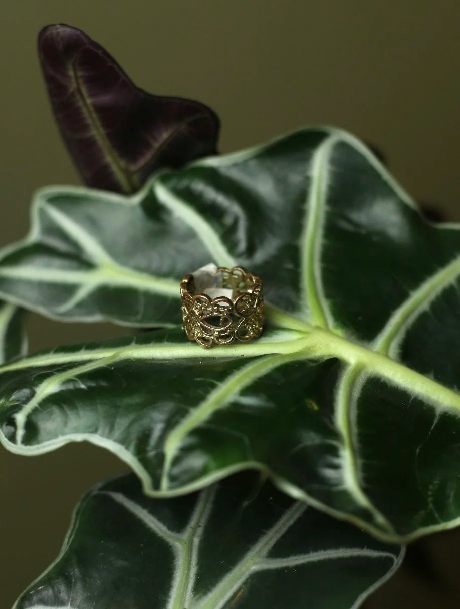 Gold Tone Filigree Ring - Size 6.5