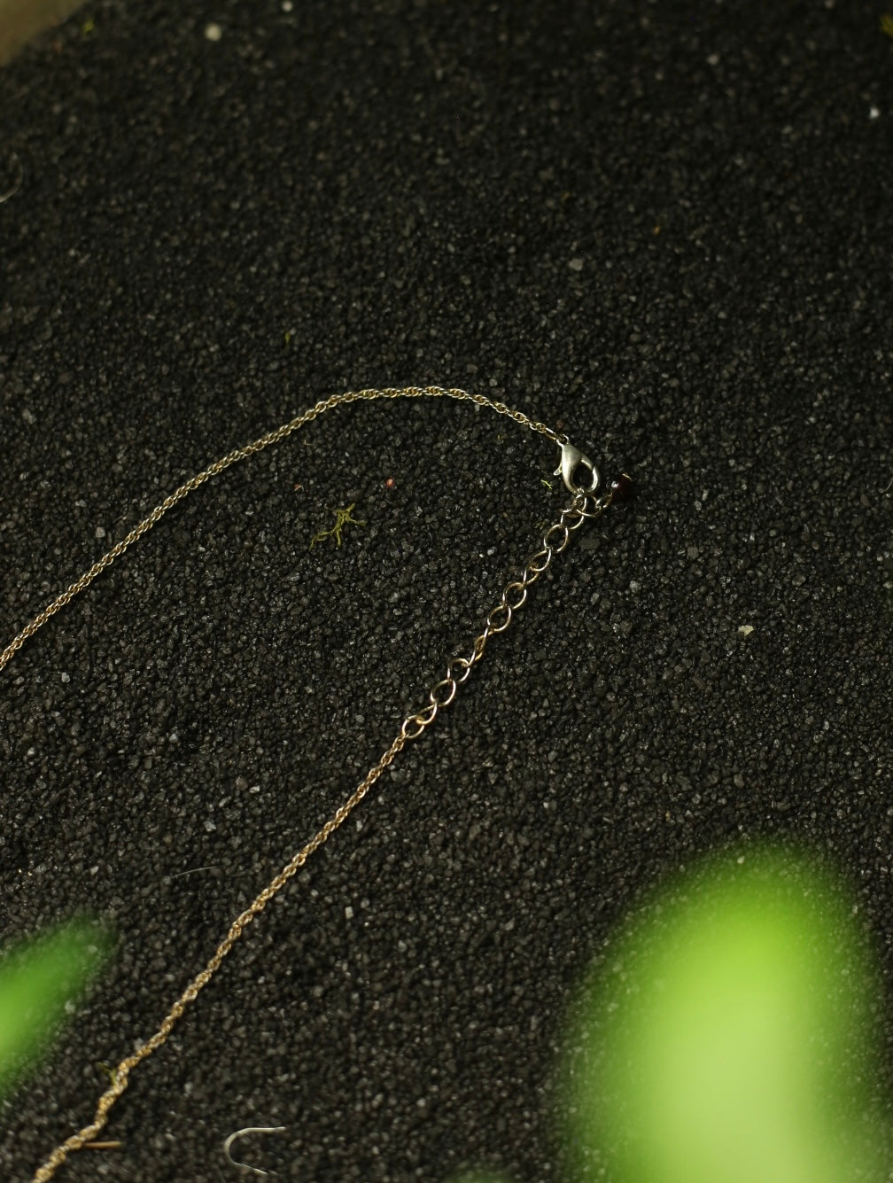 Gold Tone Rose Necklace