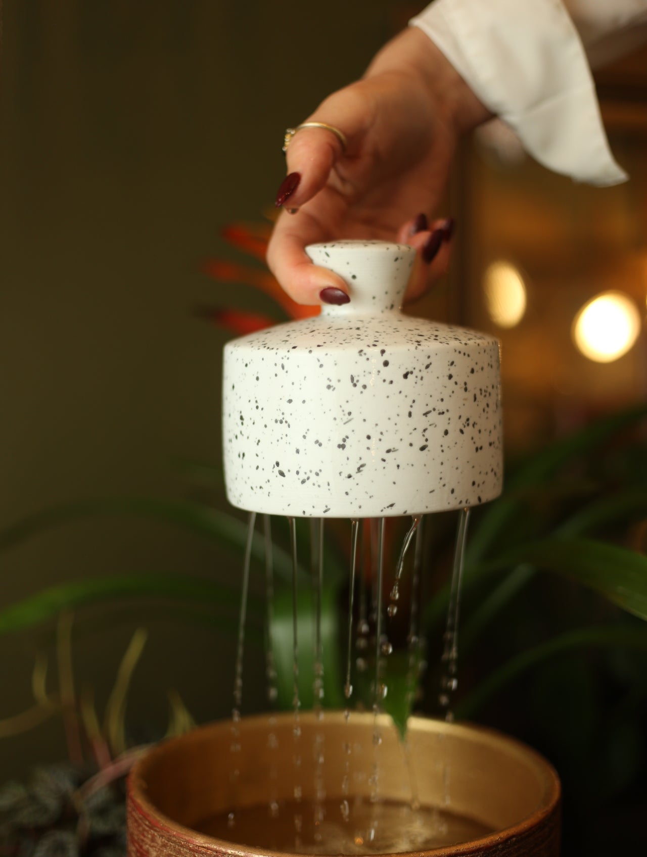 Speckled White Watering Bell