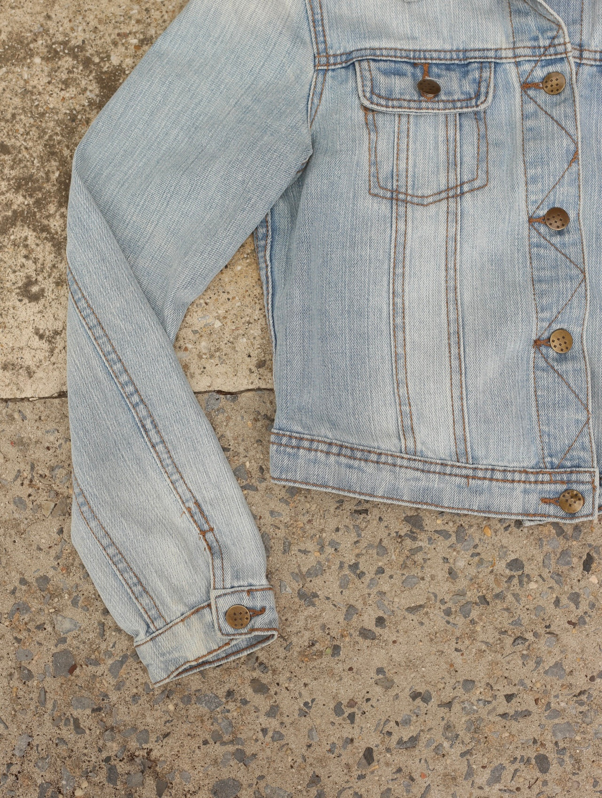 Light Wash Women's Denim Jacket