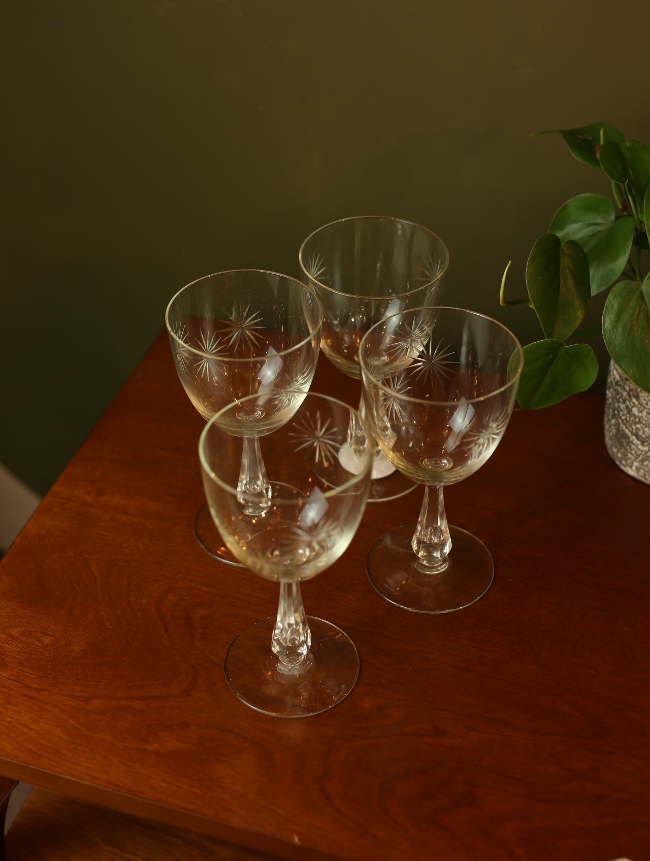MCM Starburst Crystal Red Wine Glasses