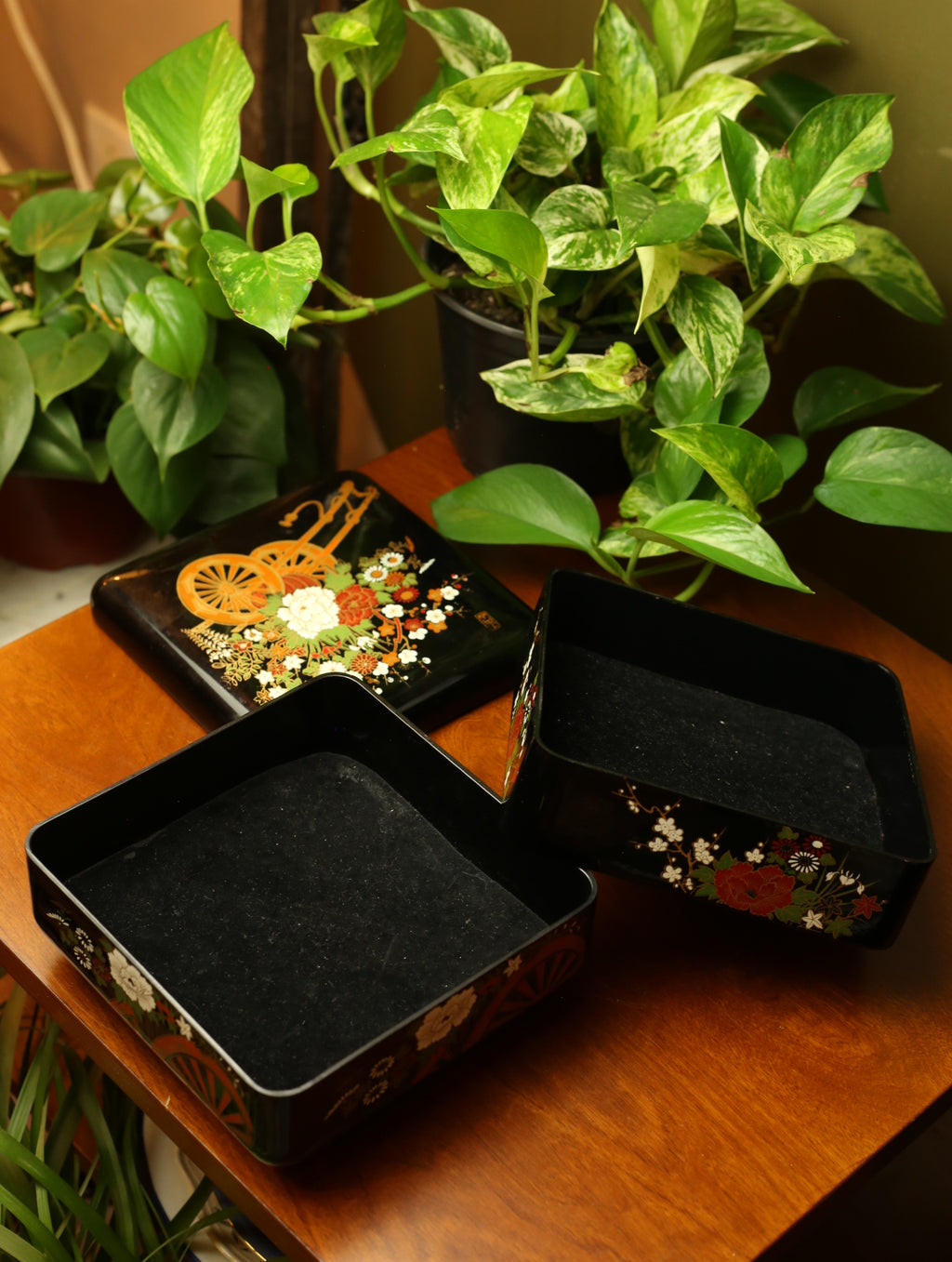Japanese lacquer stackable jewelry box