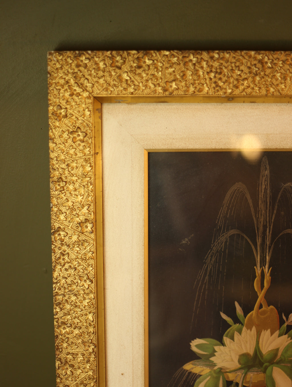 Vintage Waterlily Print Frames