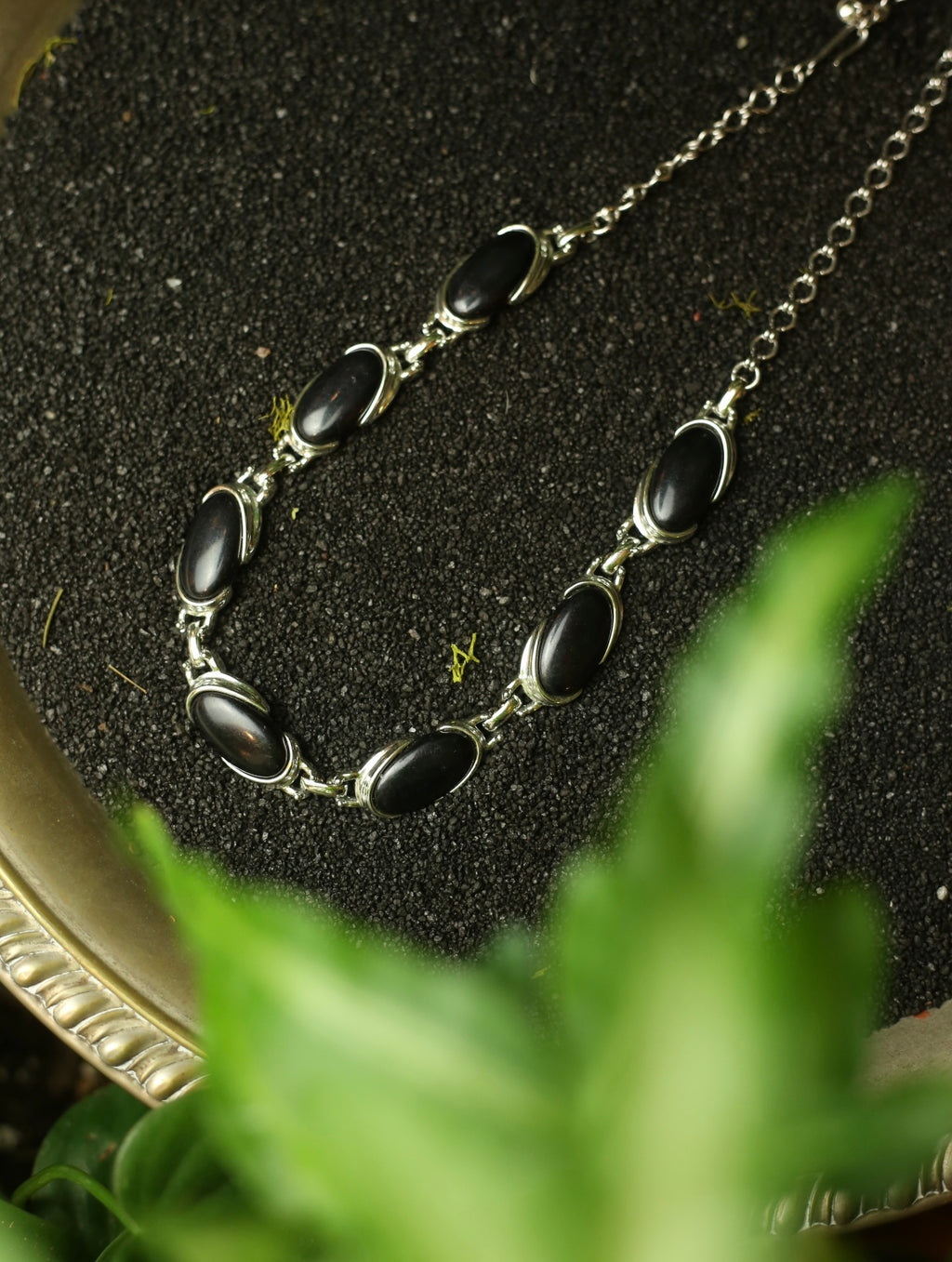 1960s Silver Tone Black Lucite Choker Necklace