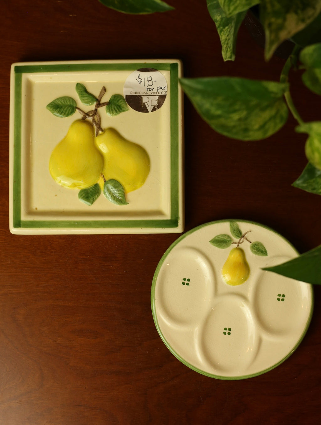 Pear Trivet Set