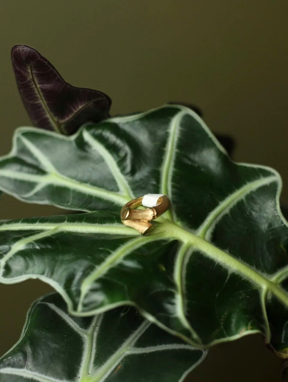 Trifari Bamboo Gold Tone Ring - Size 6.5