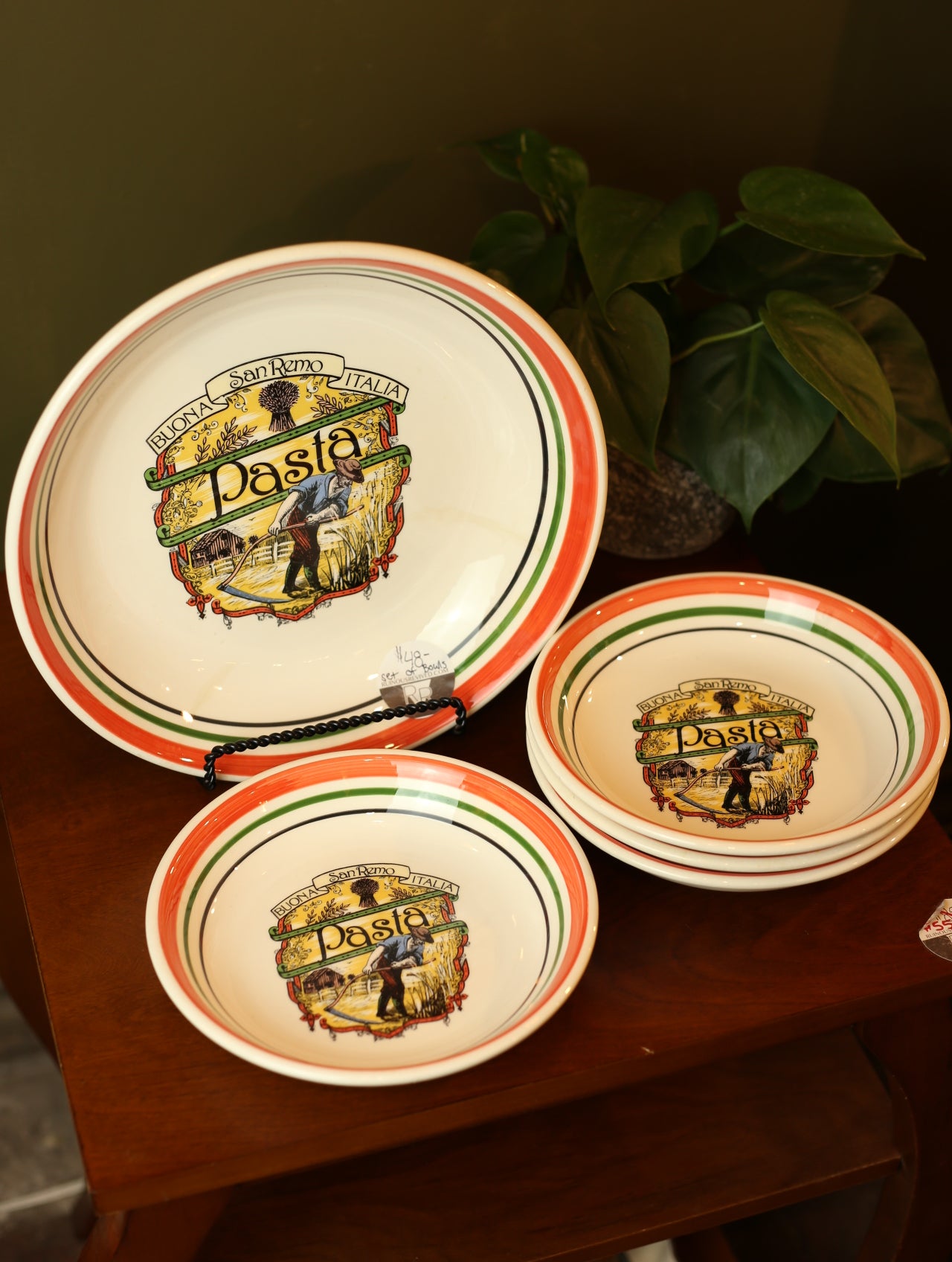 Vintage Himark Pasta Bowl Set