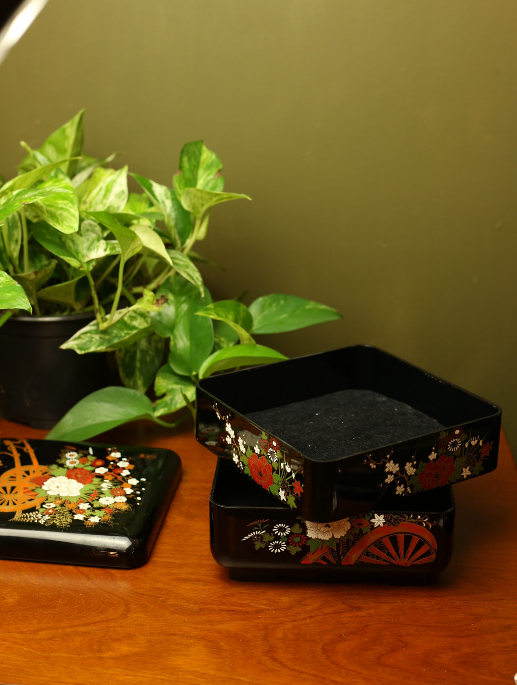 Japanese lacquer stackable jewelry box