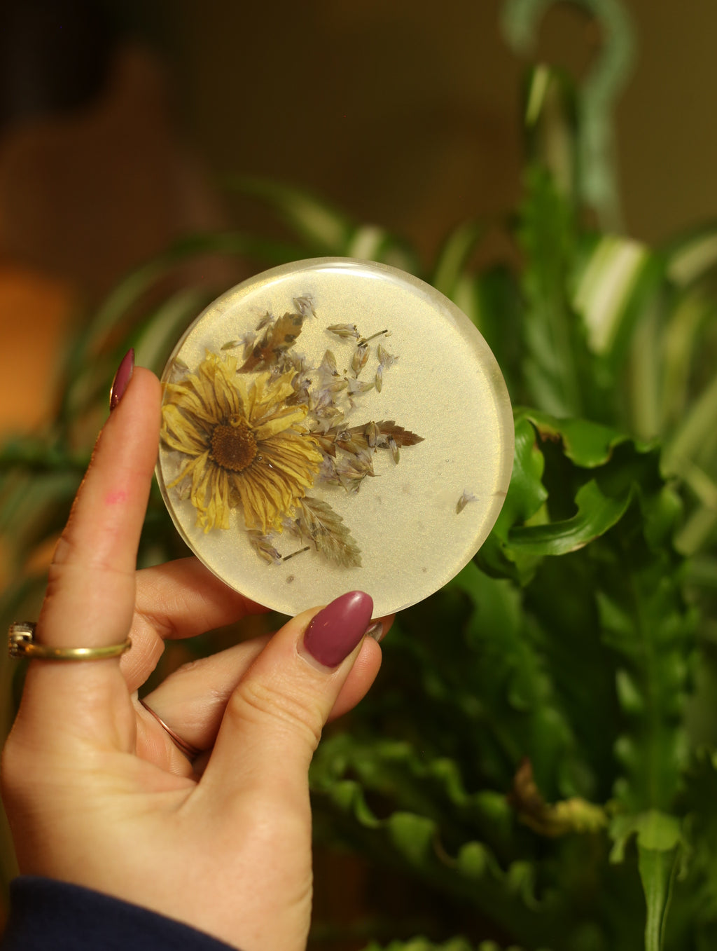 Dried Floral Pearlescent Coaster Set