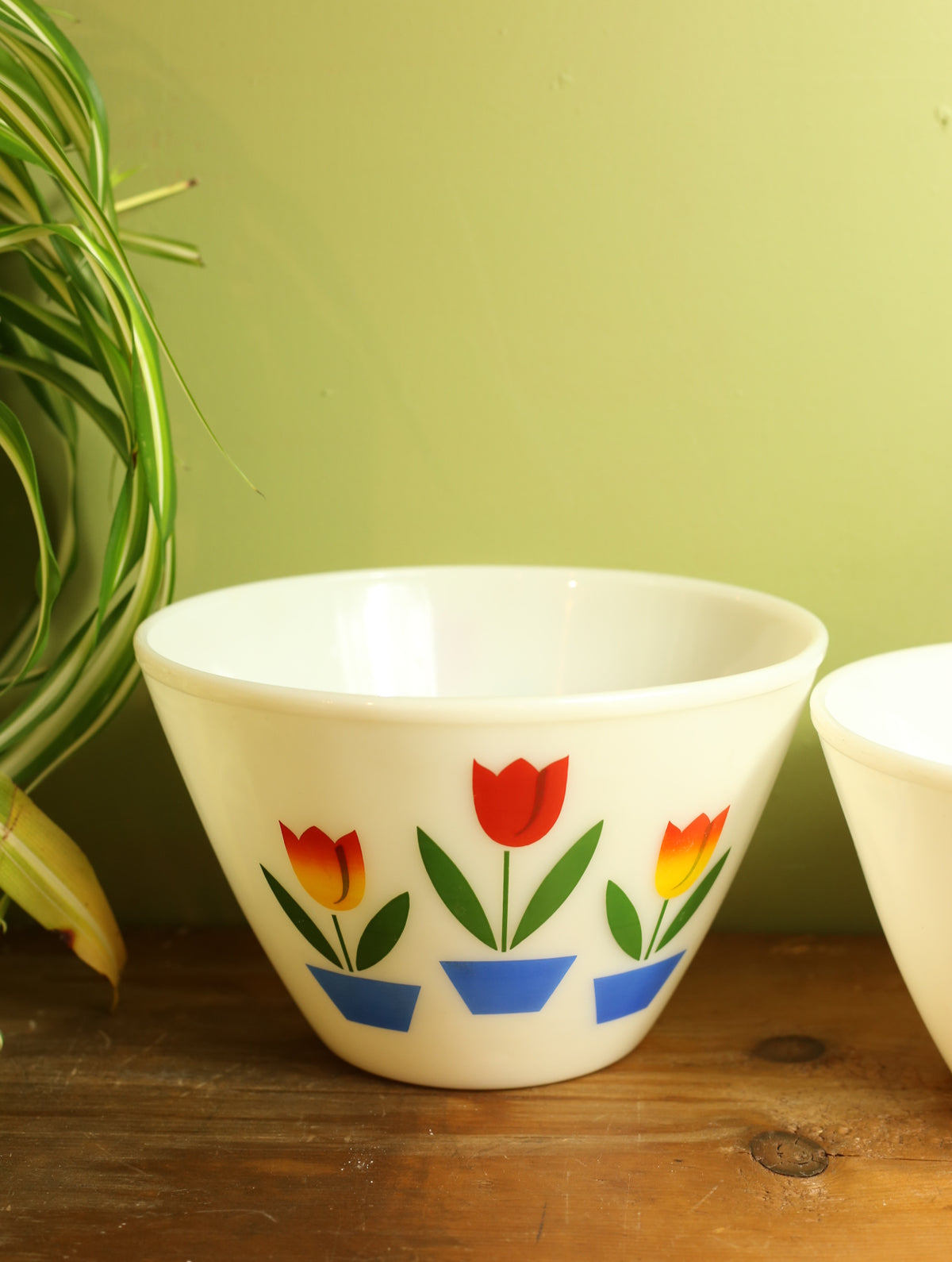 Fire King Tulip Bowl Set