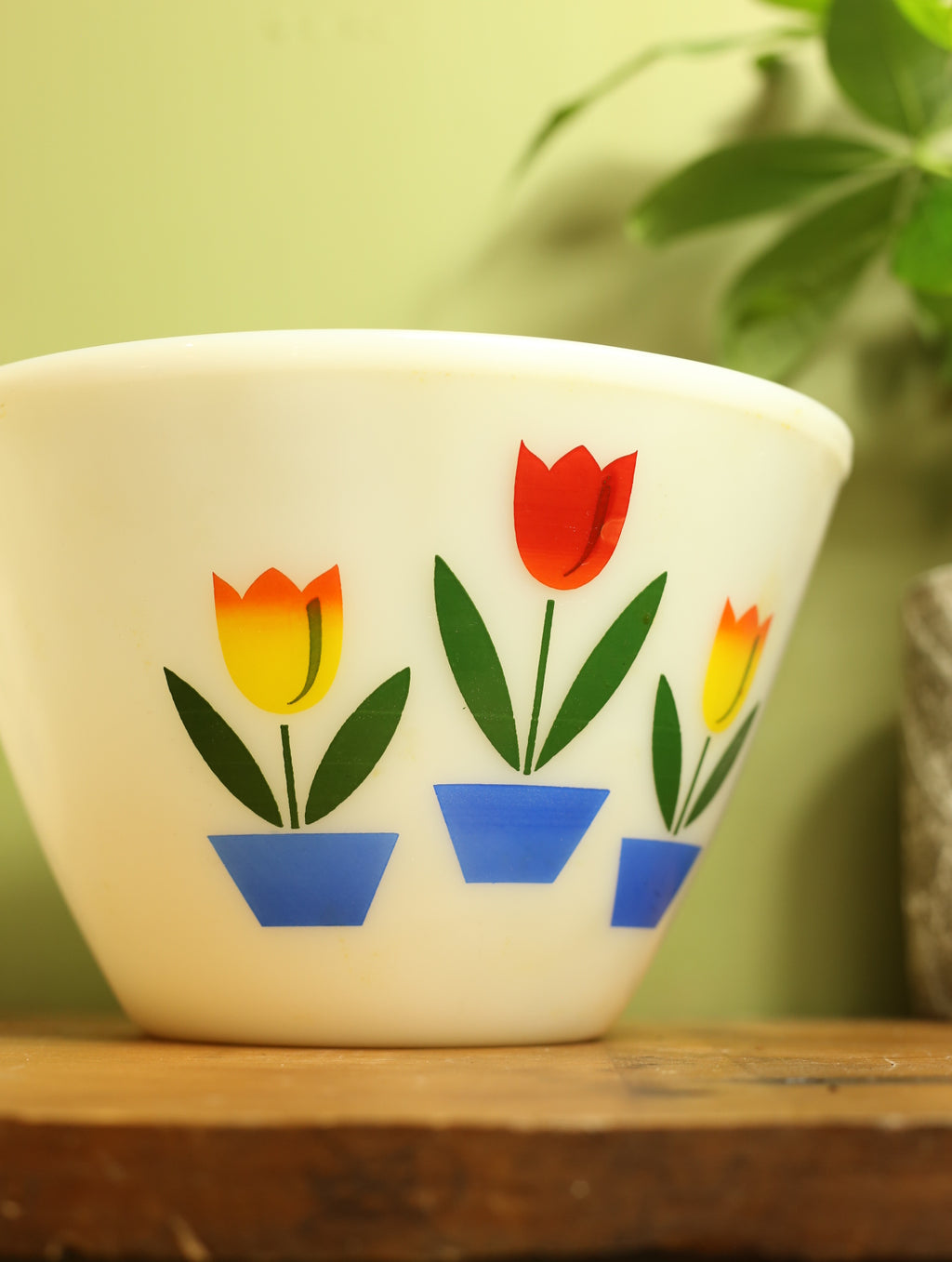Fire King Tulip Bowl Set