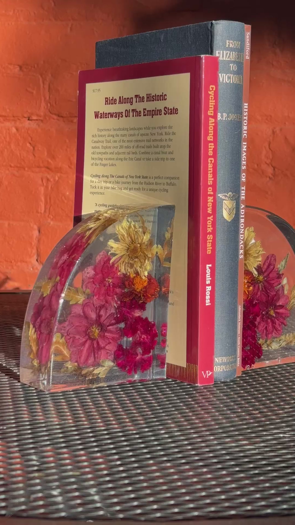 Dried Dahila & Mixed Flower Bookends