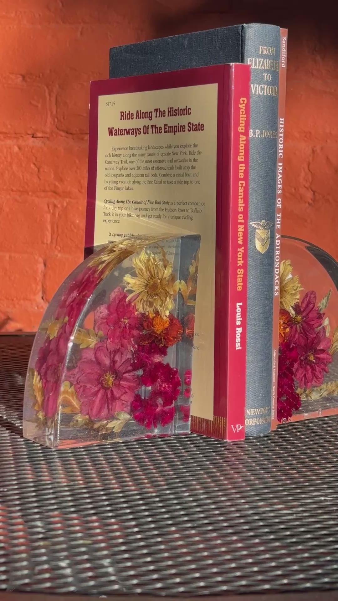 Dried Dahila & Mixed Flower Bookends